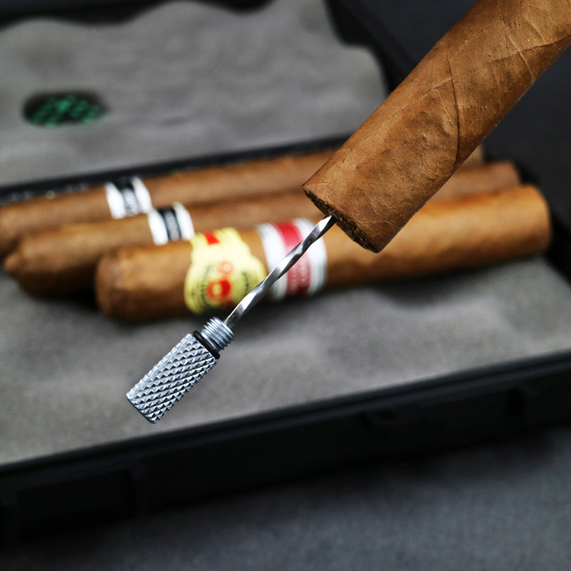 Coupe-cigare portable en acier - Travel Accessories Drawing avis et prix